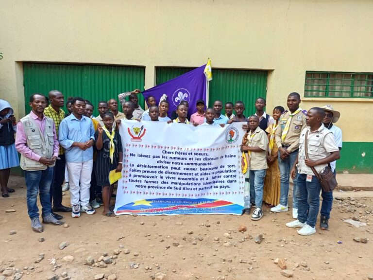 Bukavu : à Burhiba, CCF sensibilise les jeunes scouts contre les discours de haine